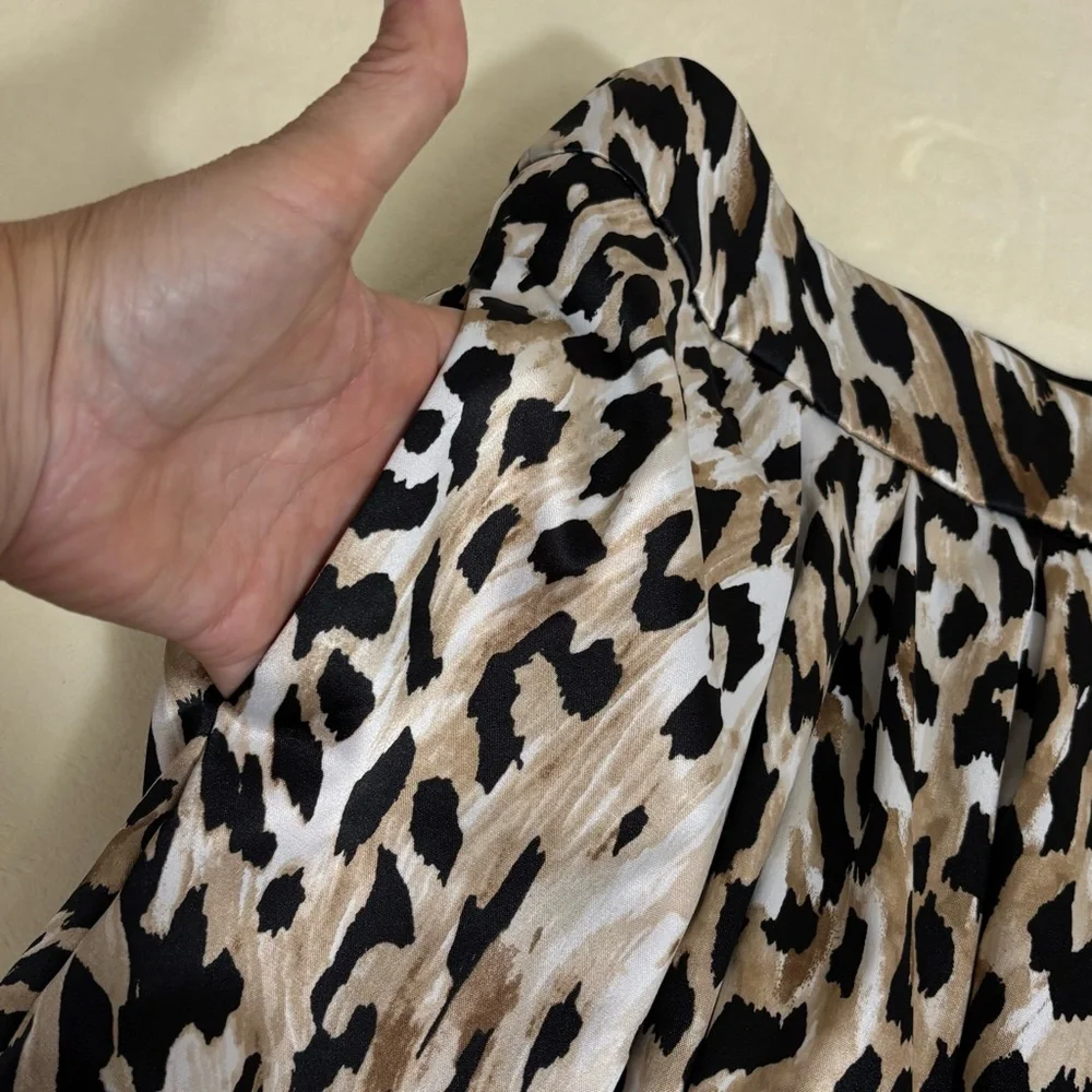 White House Black Market Women’s Leopard Print Pleated A-Line Skirt W/ Pockets